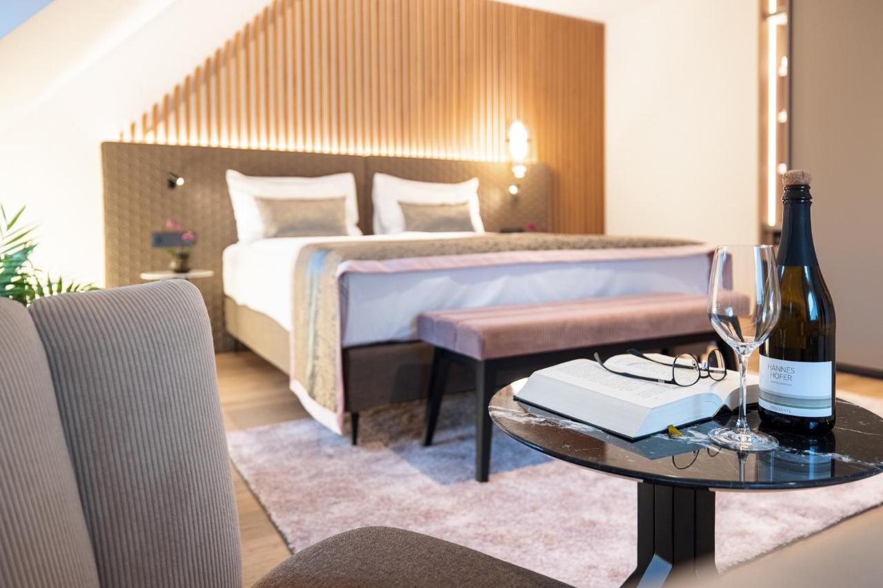 Hotel Turmhof Гумполдскирхен Екстериор снимка