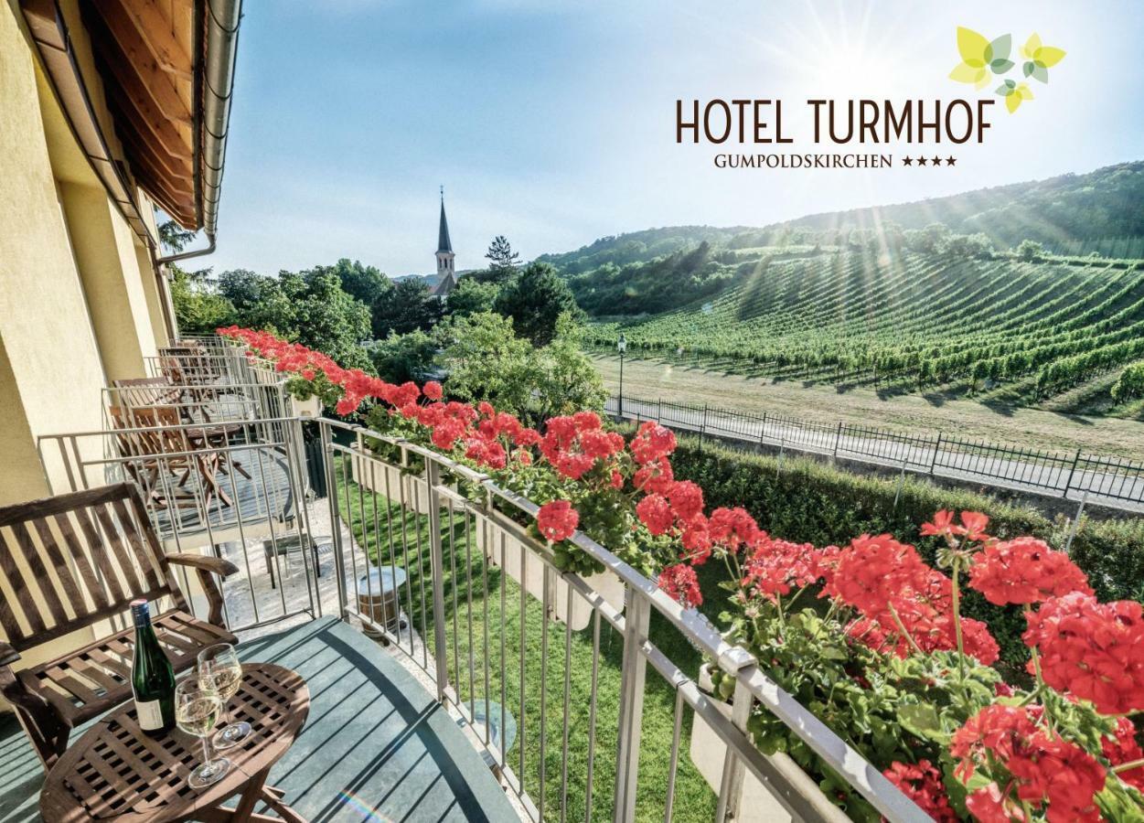 Hotel Turmhof Гумполдскирхен Екстериор снимка