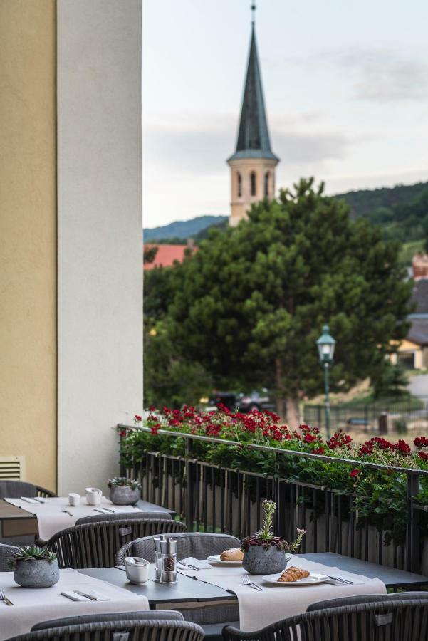 Hotel Turmhof Гумполдскирхен Екстериор снимка